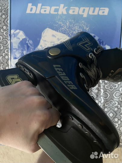 Коньки хоккейные 