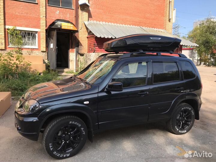Автобокс Broomer на chevrolet niva