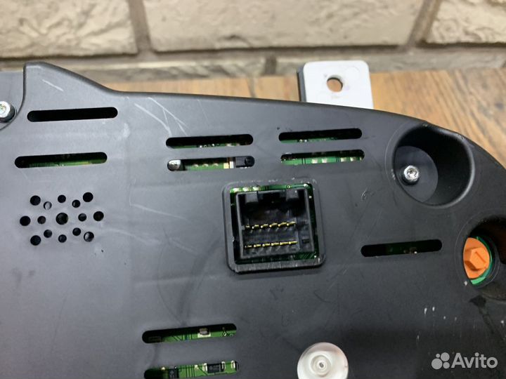 Kia Mohave Панель приборов