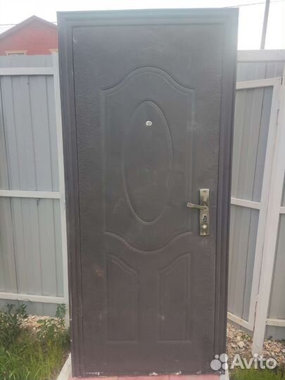 Дверь металлическая, входная (китайка)