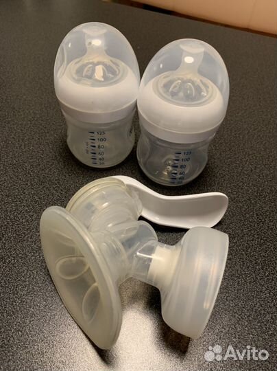 Бутылочки Avent + молокоотсос