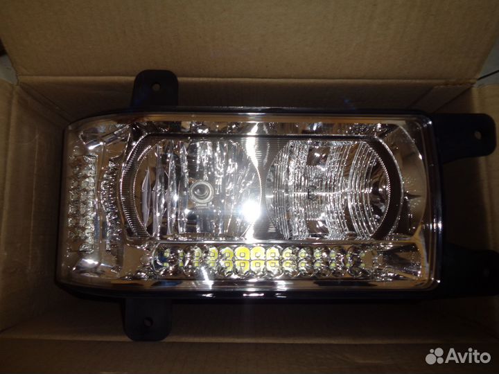 Блок-фара 44.3775