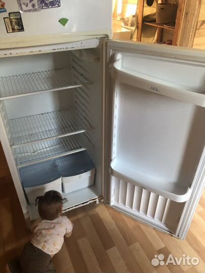 Холодильник на запчасти Nord