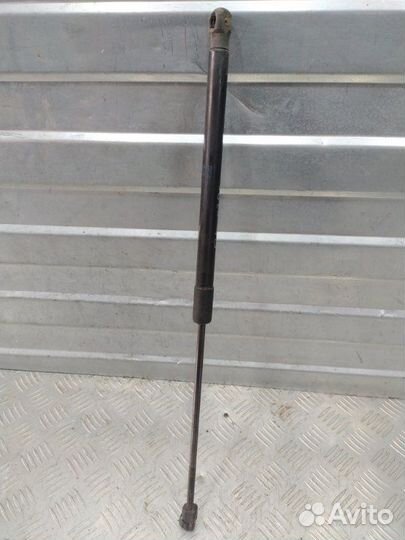 Амортизатор багажника задний левый Skoda Yeti 5L