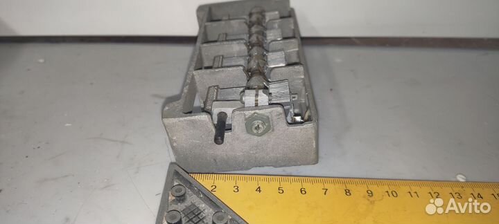 Конденсатор переменной ёмкости 4-х секционный