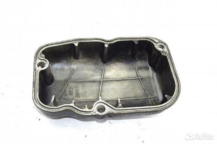 Клапанная крышка scania R-series (01.04)