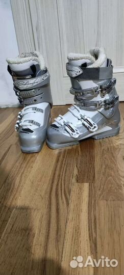 Горнолыжные ботинки