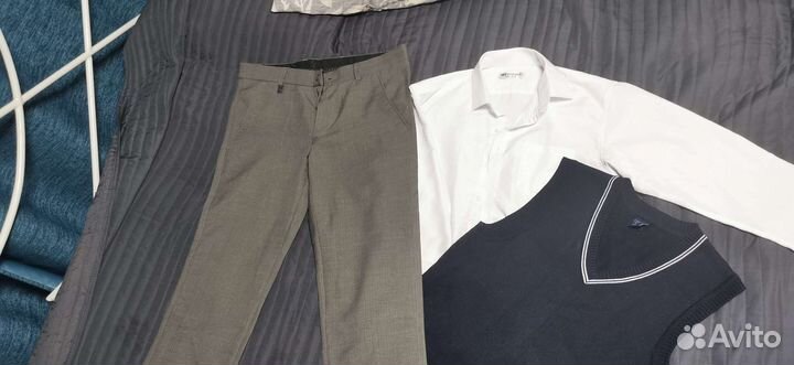 Школьные вещи пакетом на мальчика 150-160