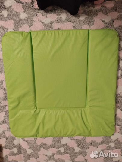 Матрасик на пеленальный столик,б/у