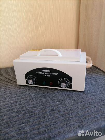 Разное оборудование и расходники для маникюра