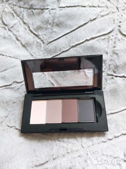 Палитра теней с футляром