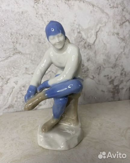 Фарфоровые статуэтки