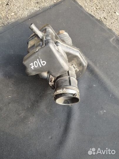 Корпус воздушного фильтра Nissan Murano Z51 VQ35