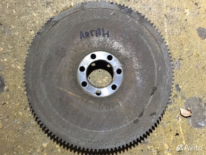 Маховик Рено Логан 1.4