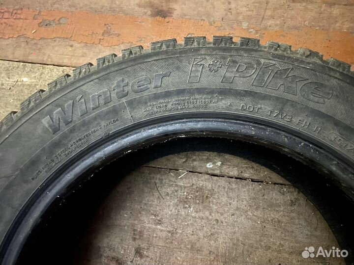 Hankook Winter I'Pike 215/60 R17