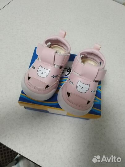 Сандали для девочки