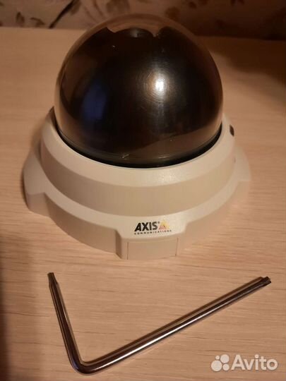 Камера видеонаблюдения Axis m3204