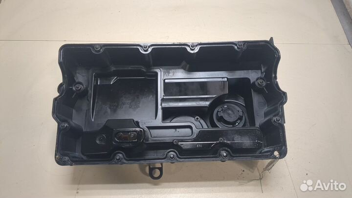 Крышка клапанная двс Audi A3 (8P), 2006