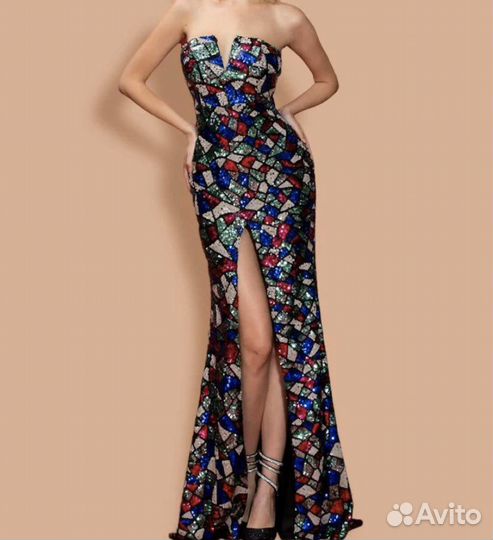 Нарядное платье