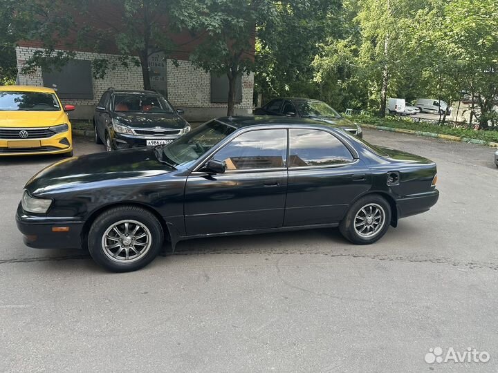 Toyota Camry 2.0 AT, 1992, 300 000 км