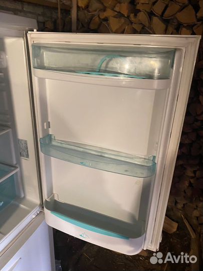 Холодильник Stinol