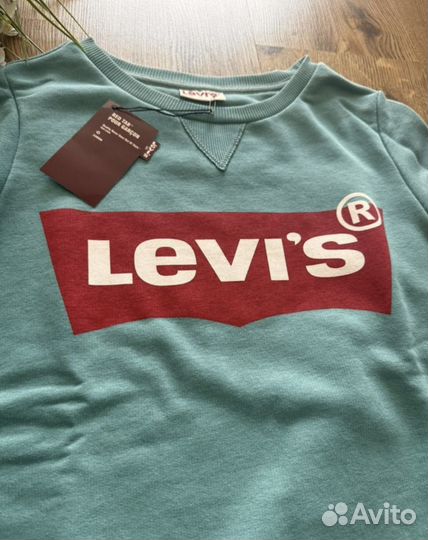 Толстовка женская levi's