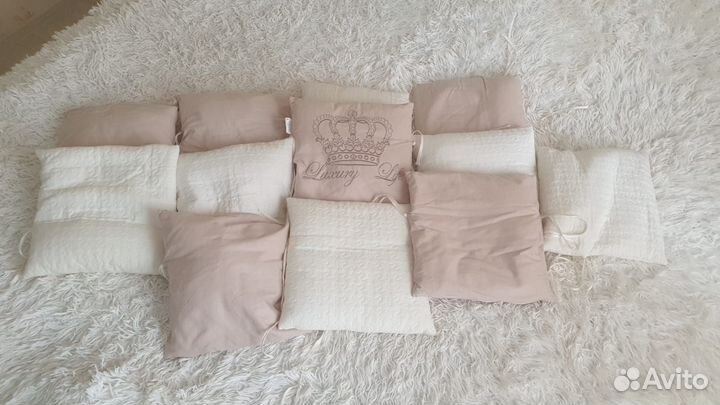 Подушечки-бортик для детской кроватки