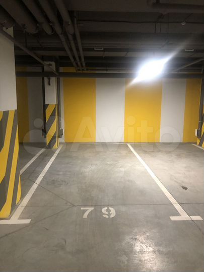Машиноместо, 12 м²