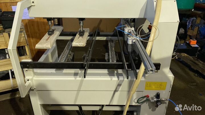 Станок сверлильно присадочный