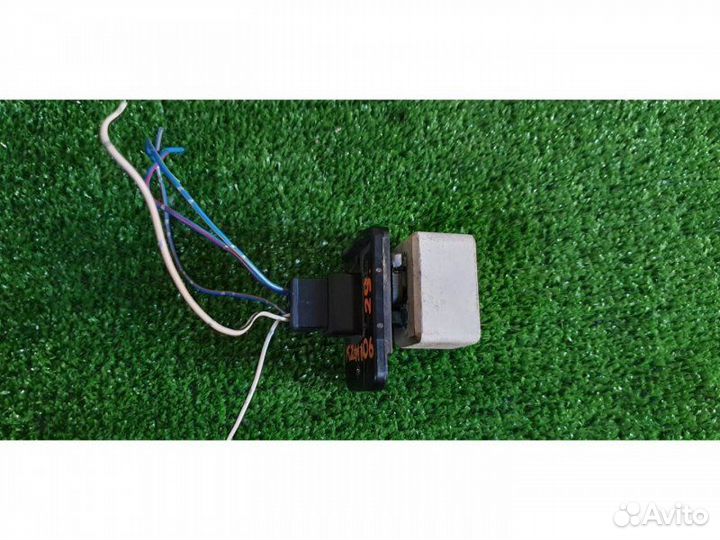 Резистор toyota hiace KZH100