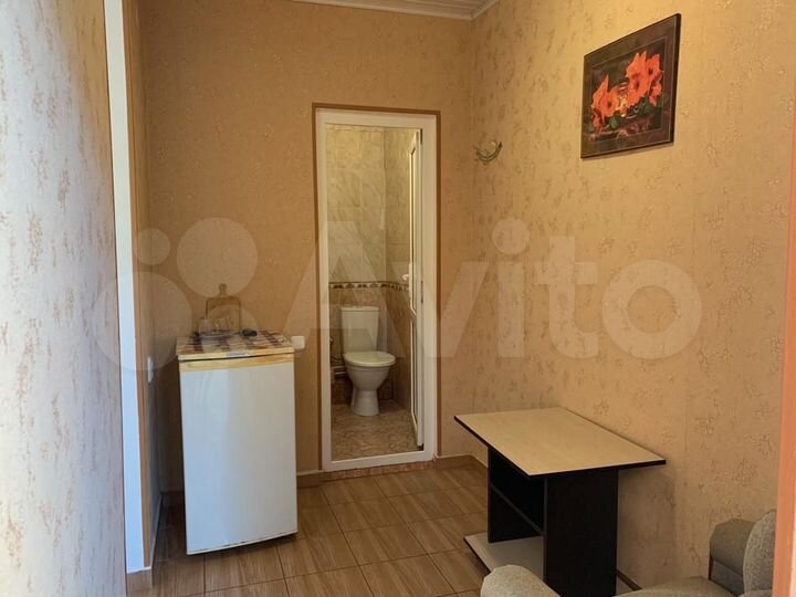 Комната 20 м², 1/4 эт.