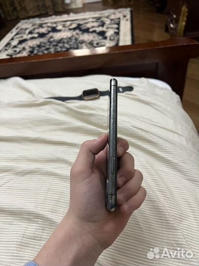 iPhone X, 64 ГБ