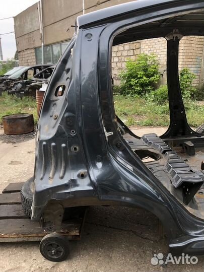 Крыло заднее четверть прав peugeot 107 1.0 мт