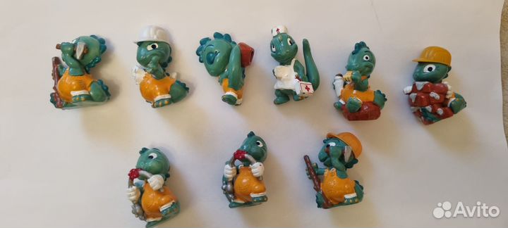 Киндер 90х львы, бегемоты, крокодилы, кроты