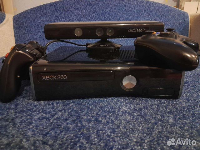 Xbox 360 + 2 геймпада и kinect тюнер объявление продам