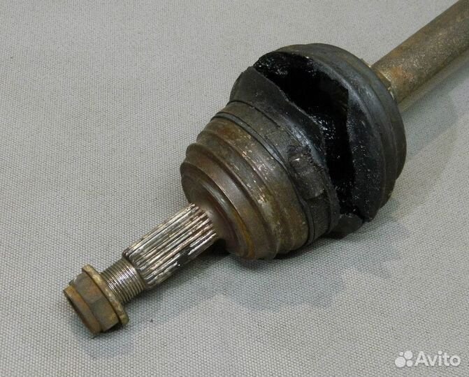 Привод левый VW Jetta 1