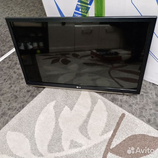 Телевизор LG32LM580T 32