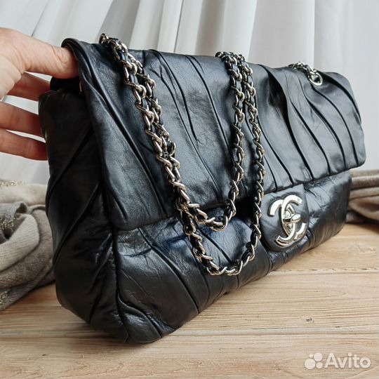 Женская черная сумка Chanel натуральная кожа