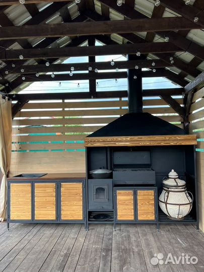 Мангальная зона с крышей