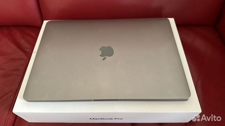 MacBook Pro 13 2022 M2 8/512gb Как новый