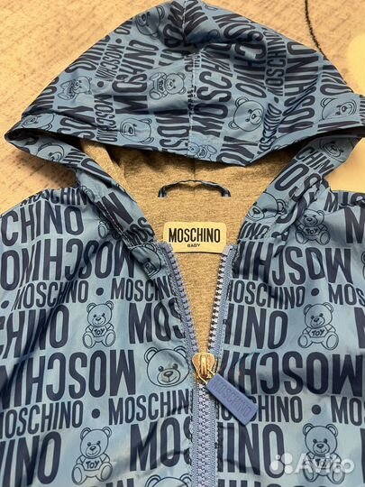 Ветровка moschino