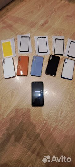 Чехол и стекло на Самсунг А 7 2018