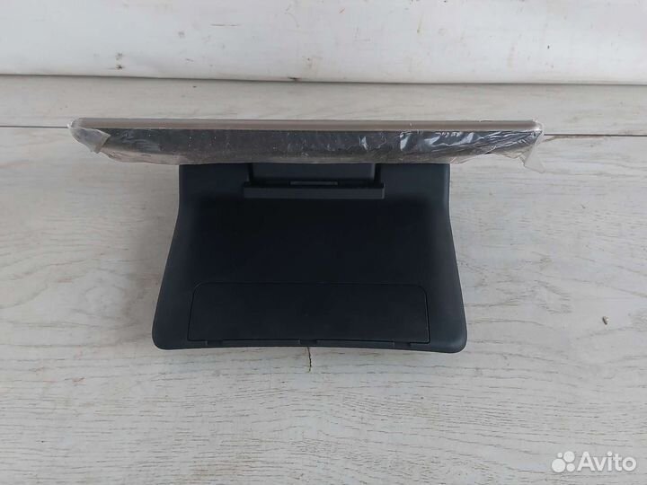 Lexus LX450D Монитор в подголовник