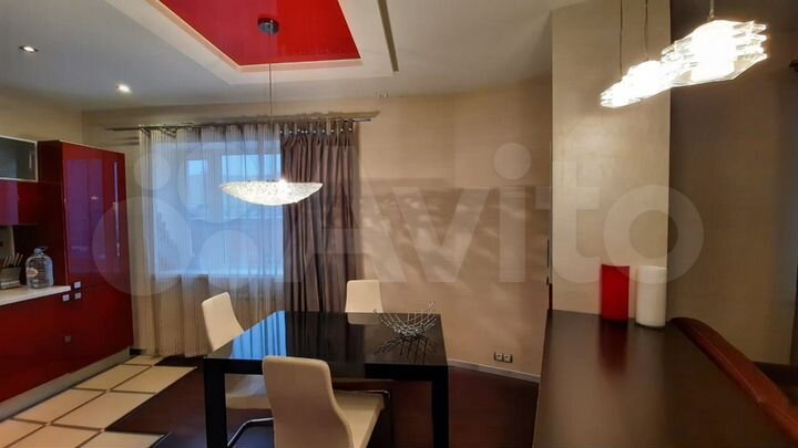 2-к. квартира, 71 м², 10/13 эт.