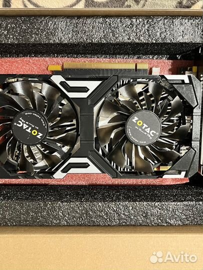 Видеокарта GTX 950 2GB