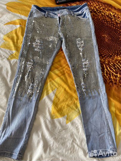 Джинсы