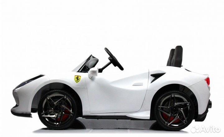 Детский электромобиль Ferrari F111FF White