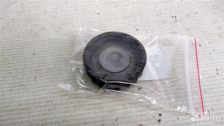 Крышка бачка тормозного цилиндра mersedesbenz W12