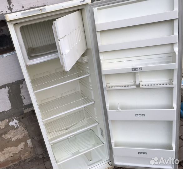 Холодильник 