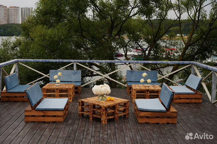 Паллетная мебель, Стол в аренду